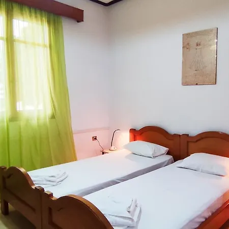 העיירה רתימנו Fouli Studios & Apartments מראה חיצוני תמונה