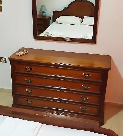 העיירה רתימנו Fouli Studios & Apartments מראה חיצוני תמונה