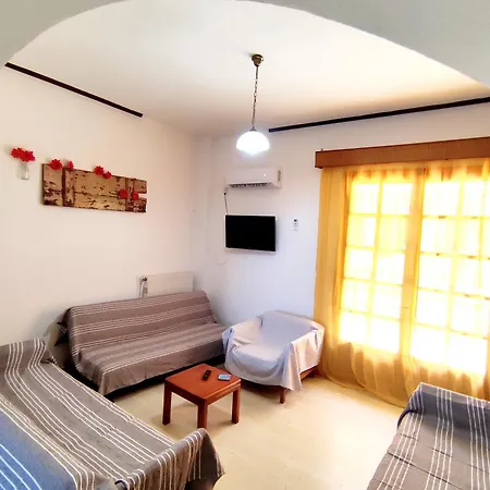 העיירה רתימנו Fouli Studios & Apartments מראה חיצוני תמונה