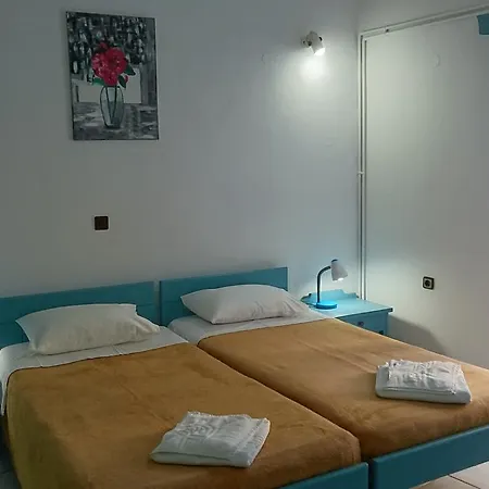 העיירה רתימנו Fouli Studios & Apartments מראה חיצוני תמונה