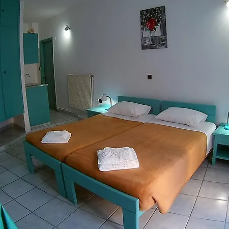 העיירה רתימנו Fouli Studios & Apartments מראה חיצוני תמונה